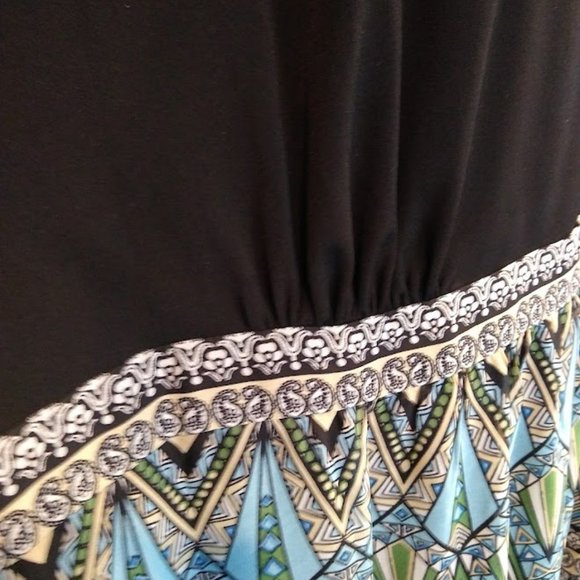 Maggie Barnes V Neck Dress 4X - Picture 2 of 6